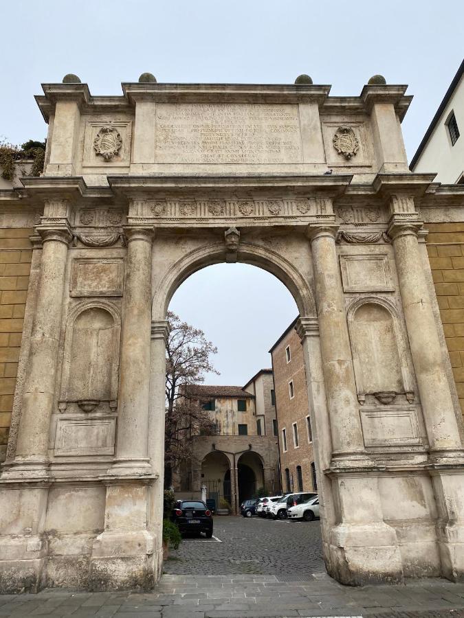 Catoo Dimora Di Design Park In Palazzo Nobiliare Al Duomo Pádua Exterior foto